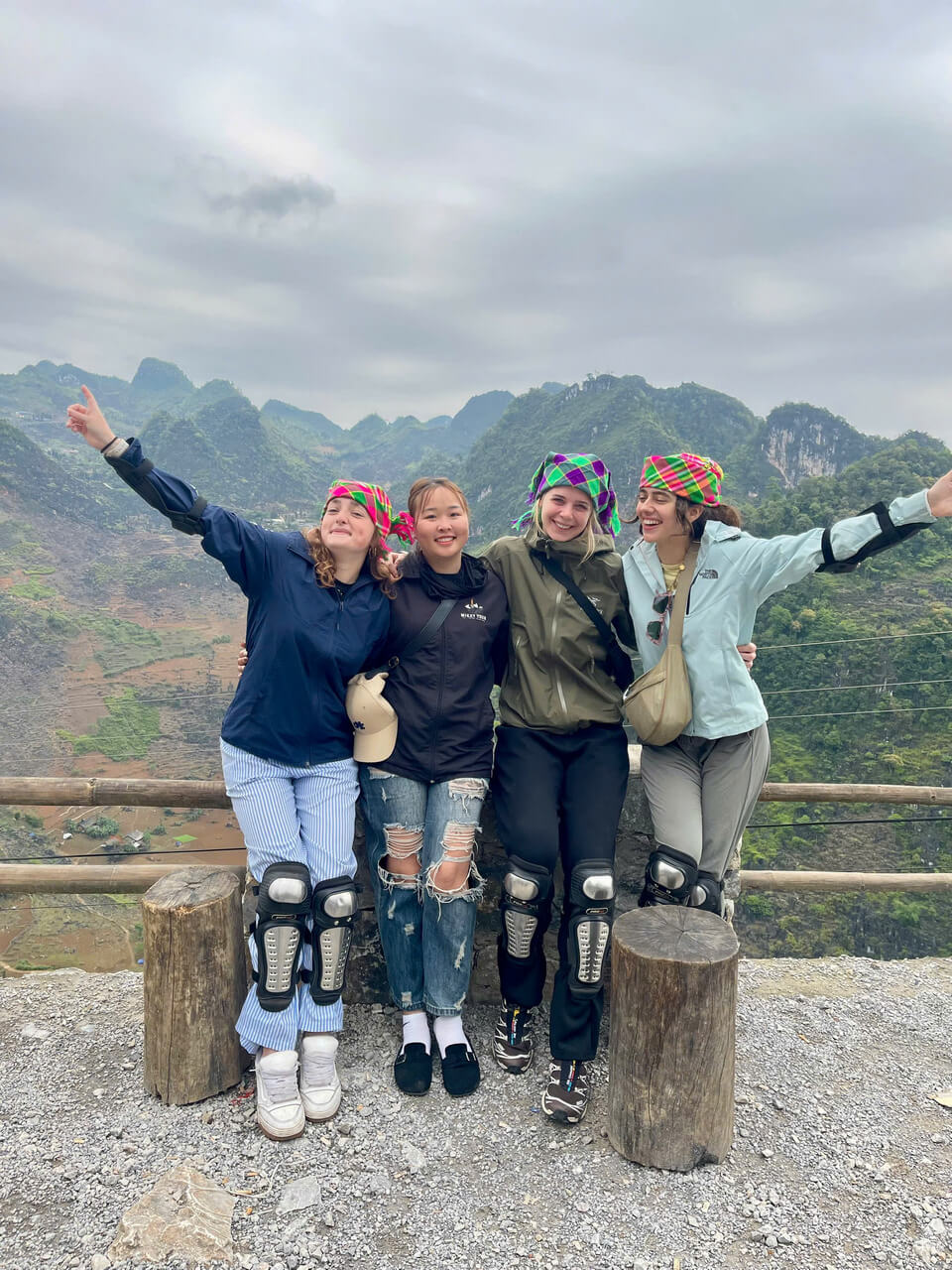 How to Dress Properly for the Freezing Ha Giang Weather