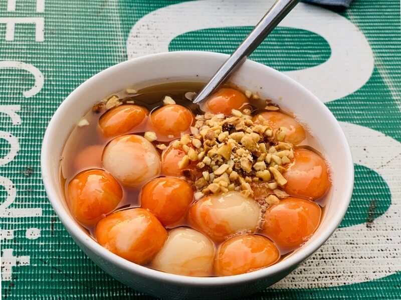 Coong Phu Cake – Soft, Fragrant, and Gently Sweet