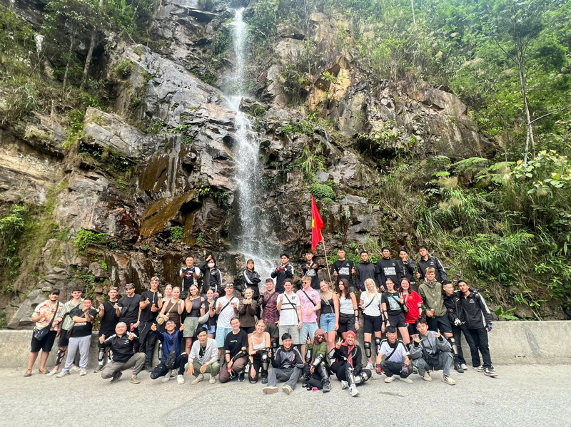 Du Gia Waterfall (Ba Tien Waterfall)